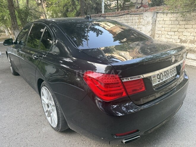 BMW 750-6