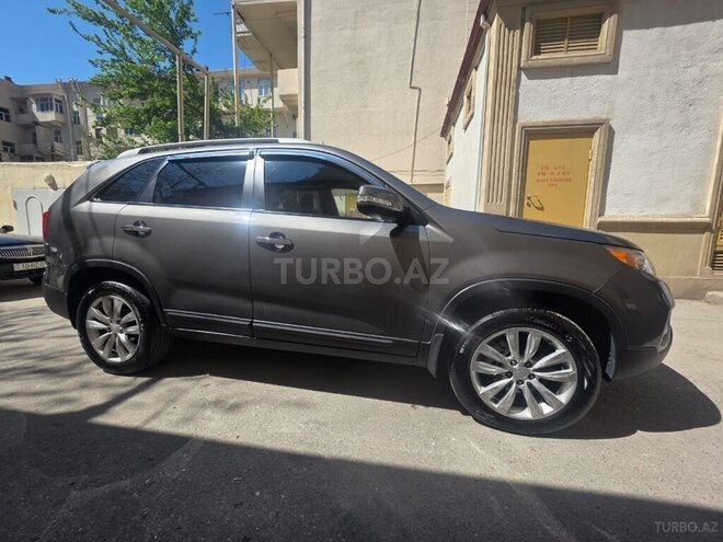Kia Sorento-2
