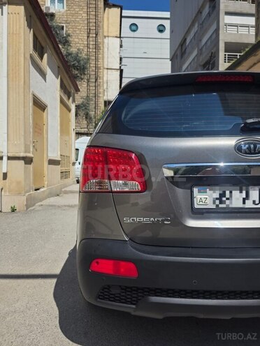 Kia Sorento-18