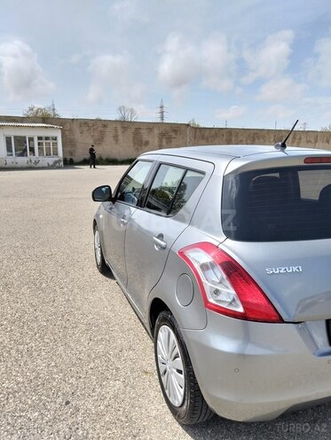 Suzuki Swift-3