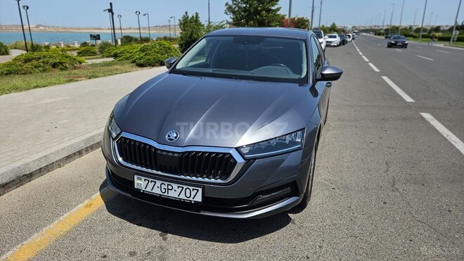 Skoda Octavia-2