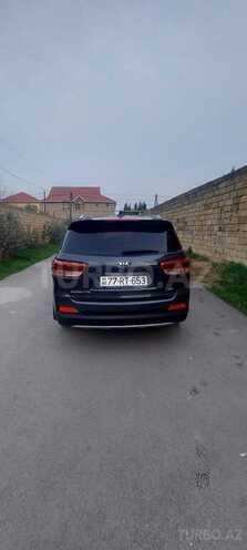 Kia Sorento-2