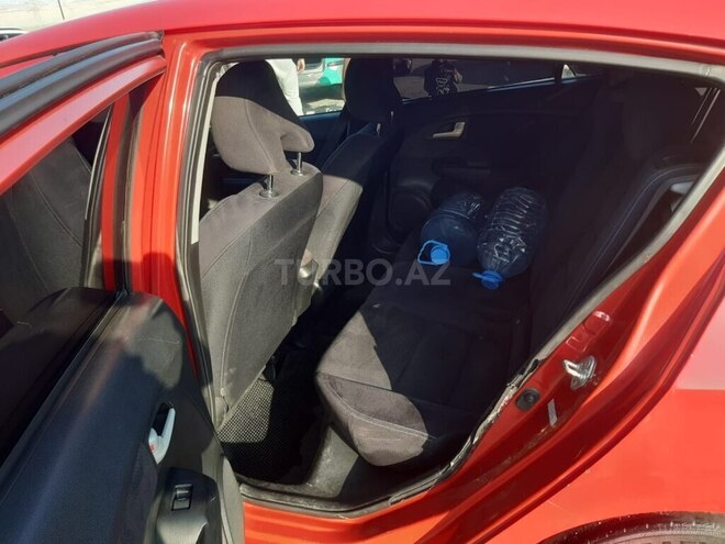 Honda Insight-2