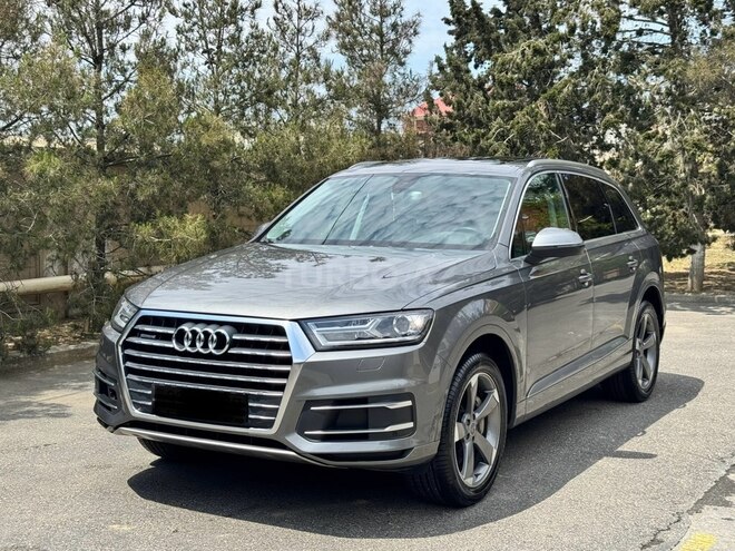 Audi Q7-3