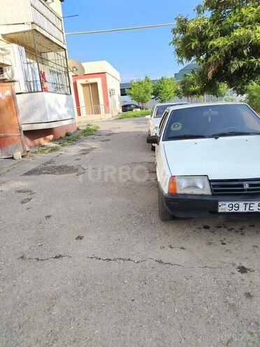 LADA (VAZ) 2109-3