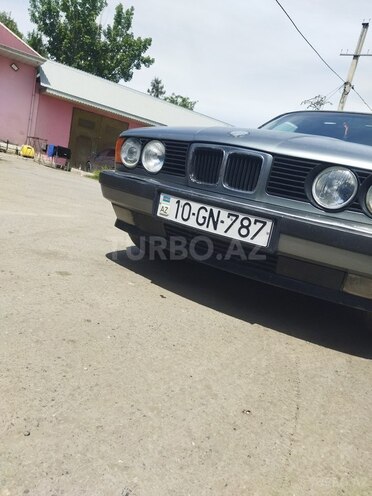 BMW 525-3