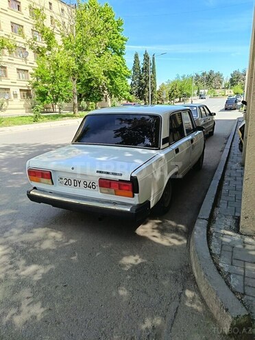 LADA (VAZ) 2107-2
