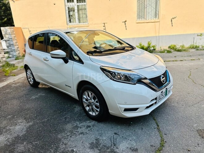 Nissan Note-3