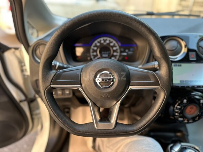 Nissan Note-21