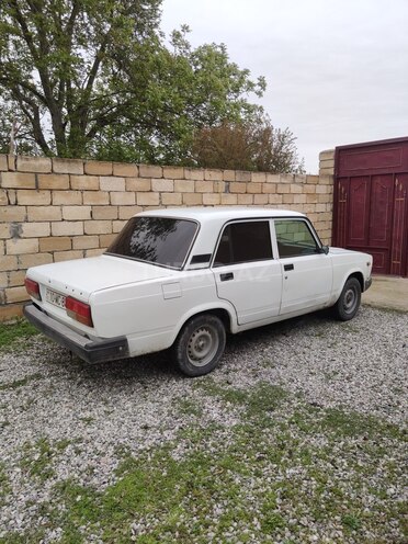 LADA (VAZ) 2107-8