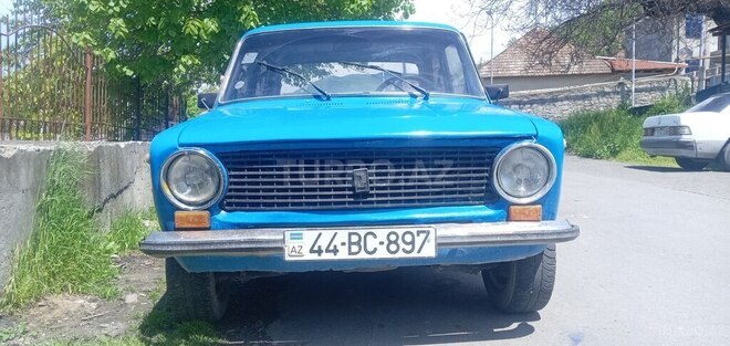 LADA (VAZ) 21011-8