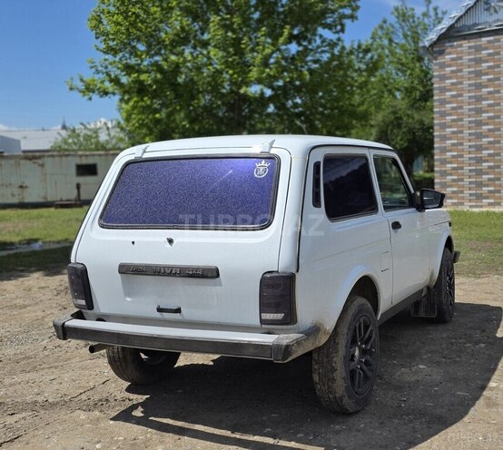 LADA (VAZ) Niva-4