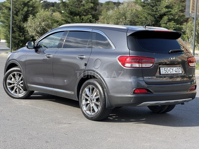 Kia Sorento-6