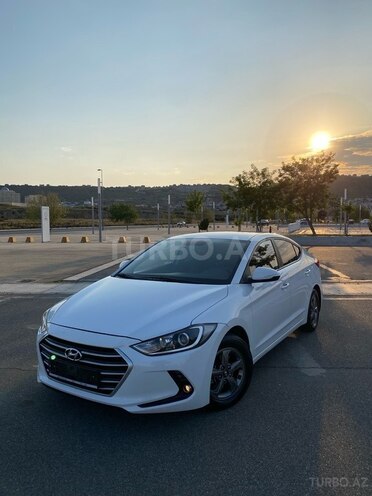 Hyundai Avante-1