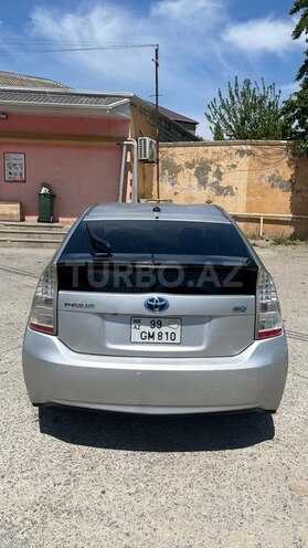Toyota Prius-2