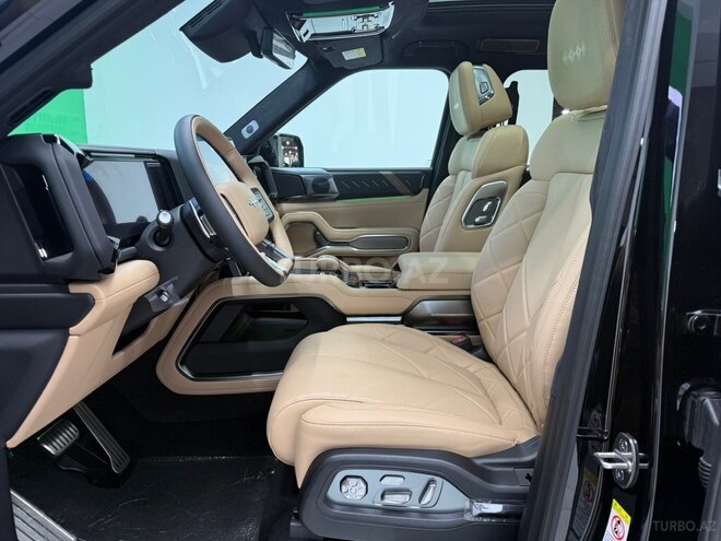 BYD Leopard 8-7