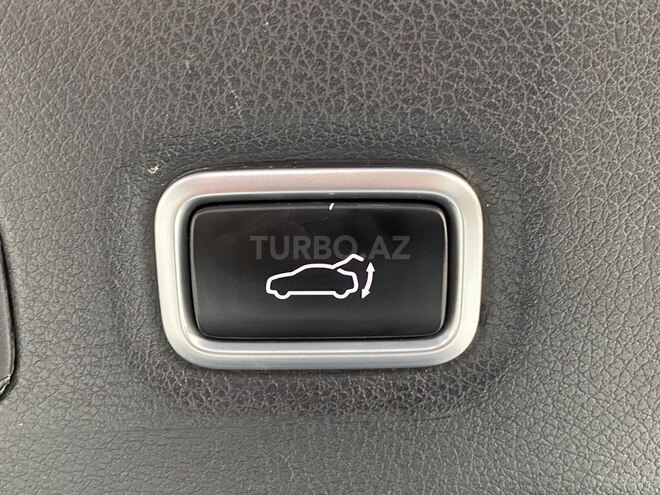 Kia Stinger-24