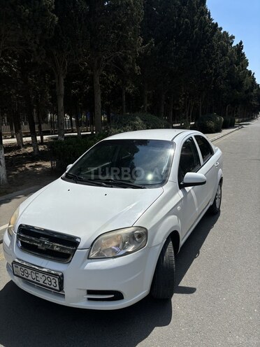 Chevrolet Aveo-1