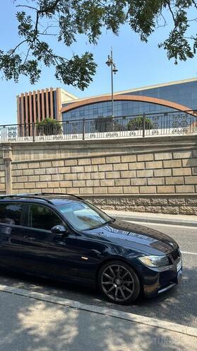 BMW 320-3