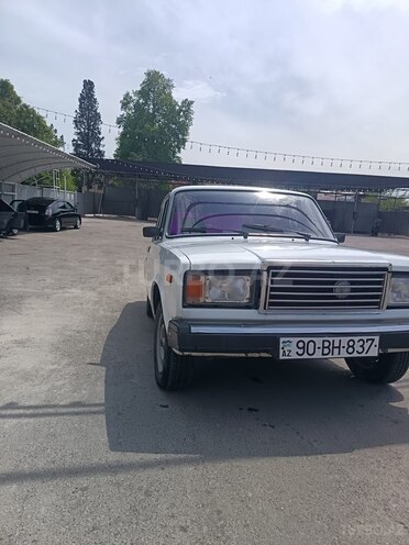 LADA (VAZ) 2107-2