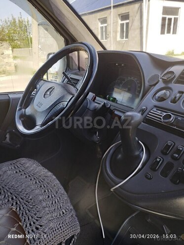 Mercedes Vito 112 CDI-6