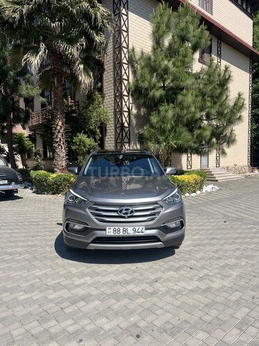 Hyundai Santa Fe-1