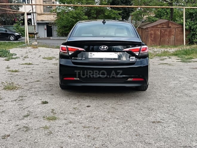 Hyundai Sonata-9