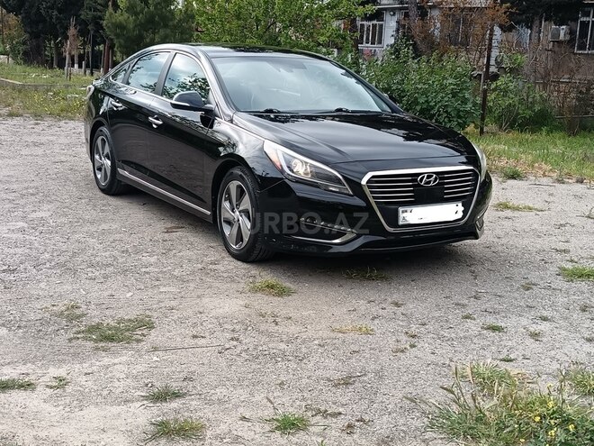 Hyundai Sonata-4