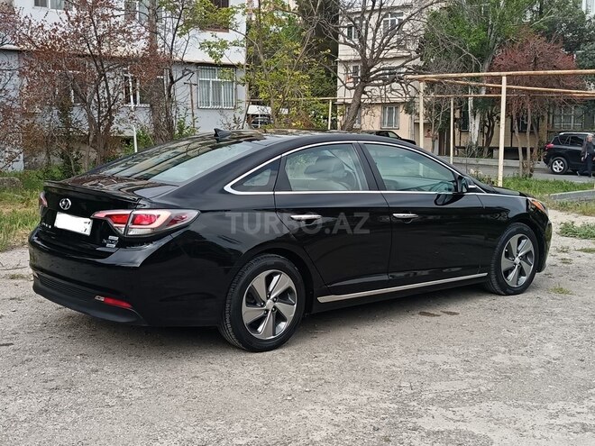 Hyundai Sonata-7