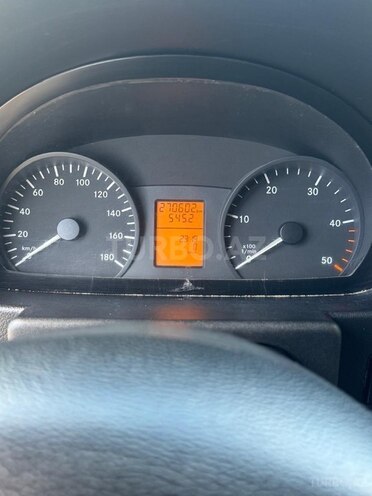 Mercedes Sprinter 515-12
