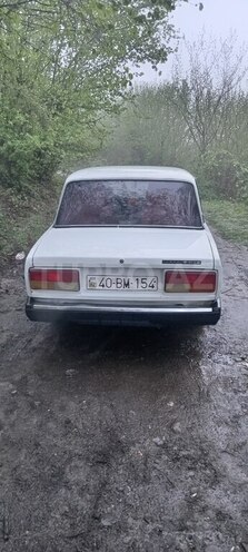 LADA (VAZ) 2107-2