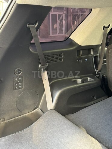 Hyundai Palisade-14