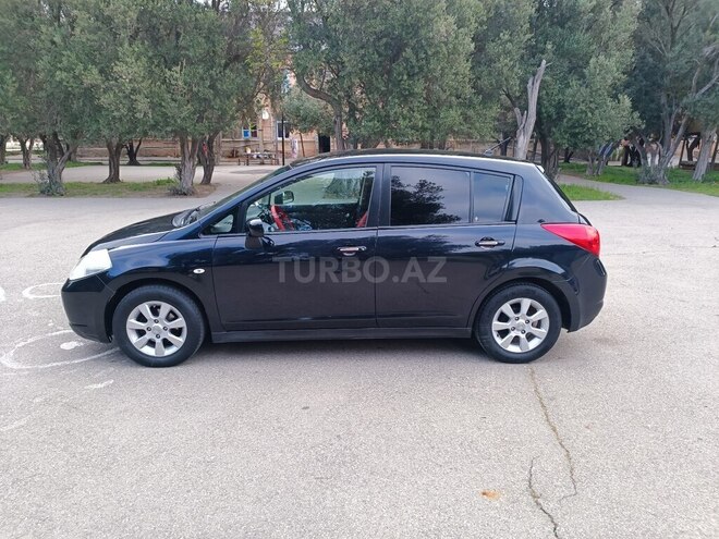 Nissan Tiida-3