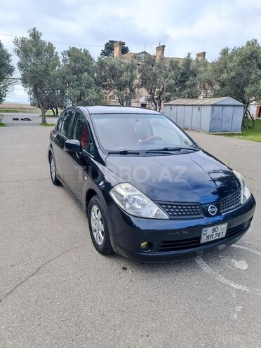 Nissan Tiida-8