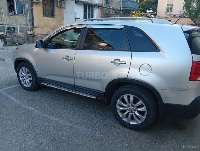 Kia Sorento-8