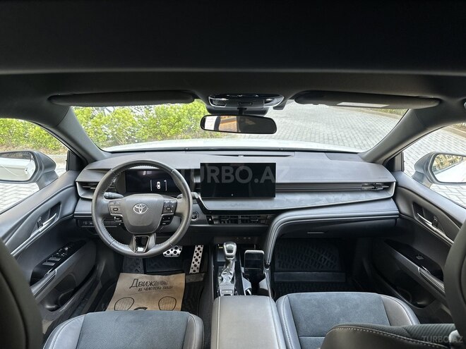 Toyota Camry-3