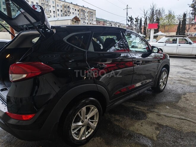 Hyundai Tucson-5
