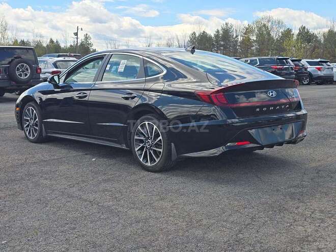 Hyundai Sonata-2