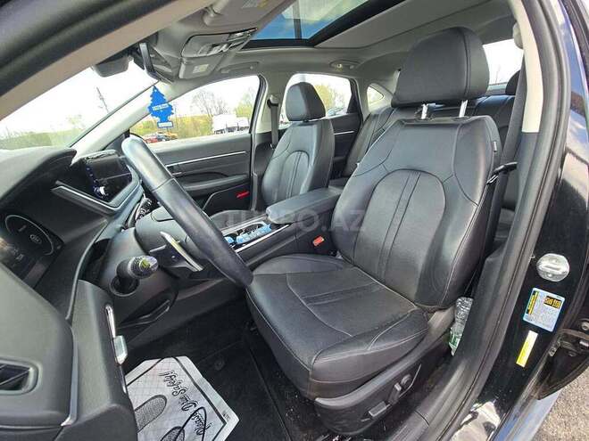 Hyundai Sonata-6