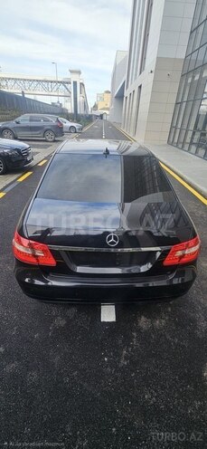 Mercedes E 220-10