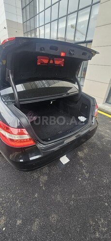 Mercedes E 220-9