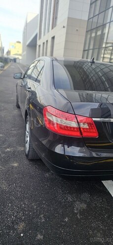 Mercedes E 220-4