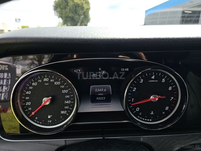 Mercedes E 300-12