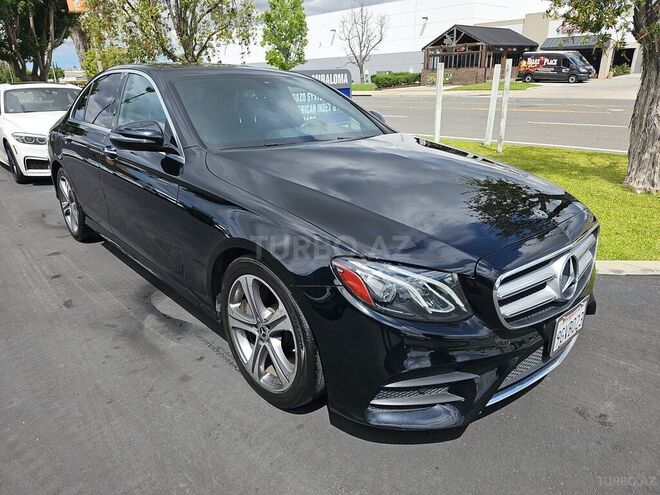 Mercedes E 300-1
