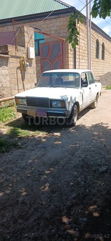 LADA (VAZ) 2107-2