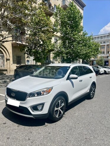 Kia Sorento-1