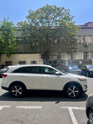 Kia Sorento-4