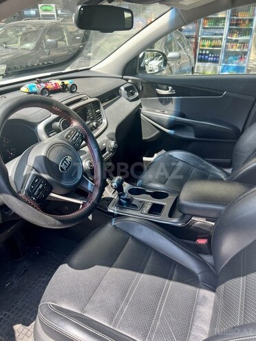 Kia Sorento-6