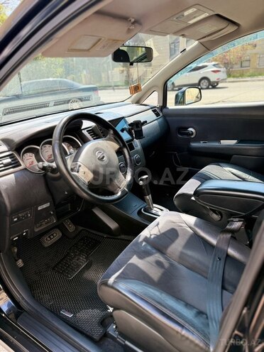 Nissan Tiida-7
