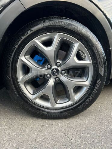 Kia Sorento-11